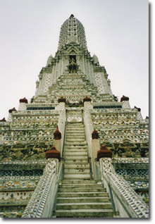 Torre principal de Wat Arun