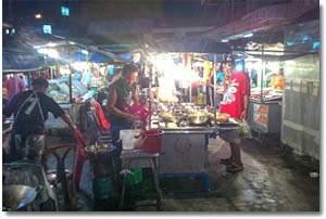 Mercado nocturno de Thong Sala